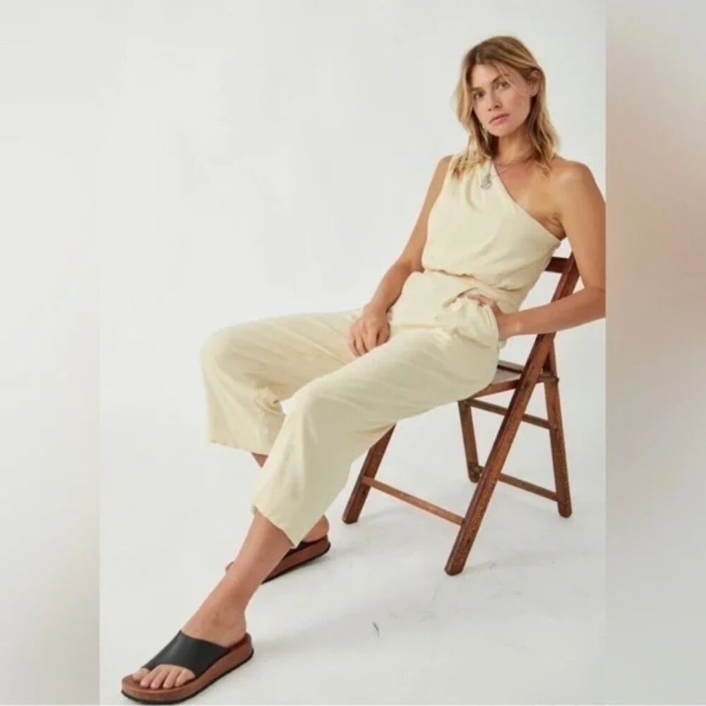 FREE PEOPLE Jumpsuit Womens 6 Yellow Avery One Shoulder Draped Wide Leg Romper